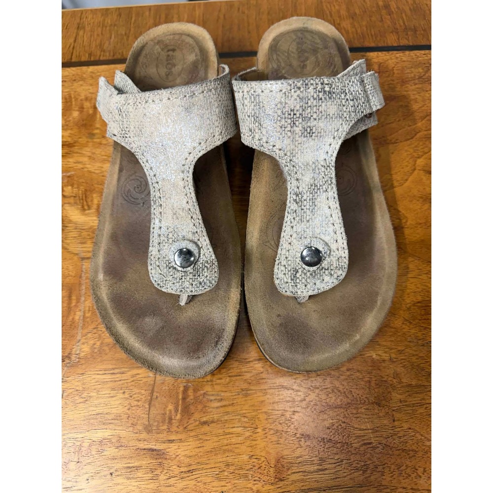 Taos Trulie Womens EU 38 US 7-7.5 Metallic Silver Woven Thong Sandals Comfort